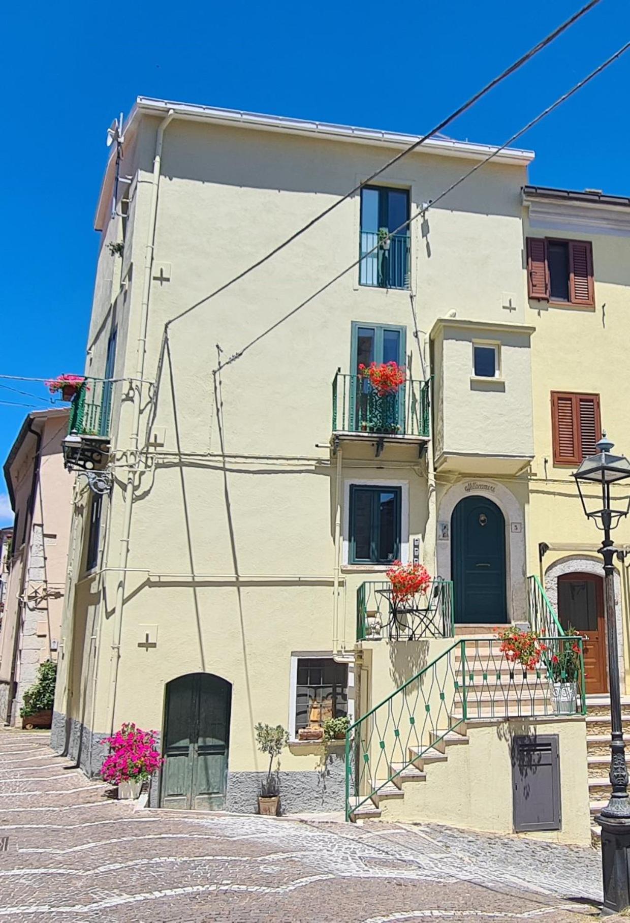 Il Campanile Hotel Santa Maria del Molise Ngoại thất bức ảnh